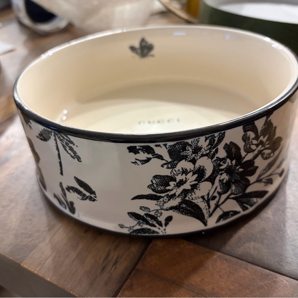 Gucci Black and White Ceramic Bowl